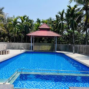Nisarg Farm House Beach Resort Kashid